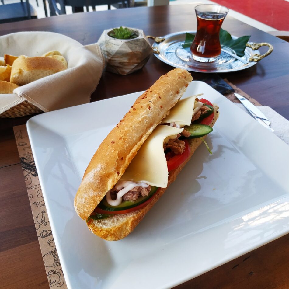 Sarmaşık Kafe